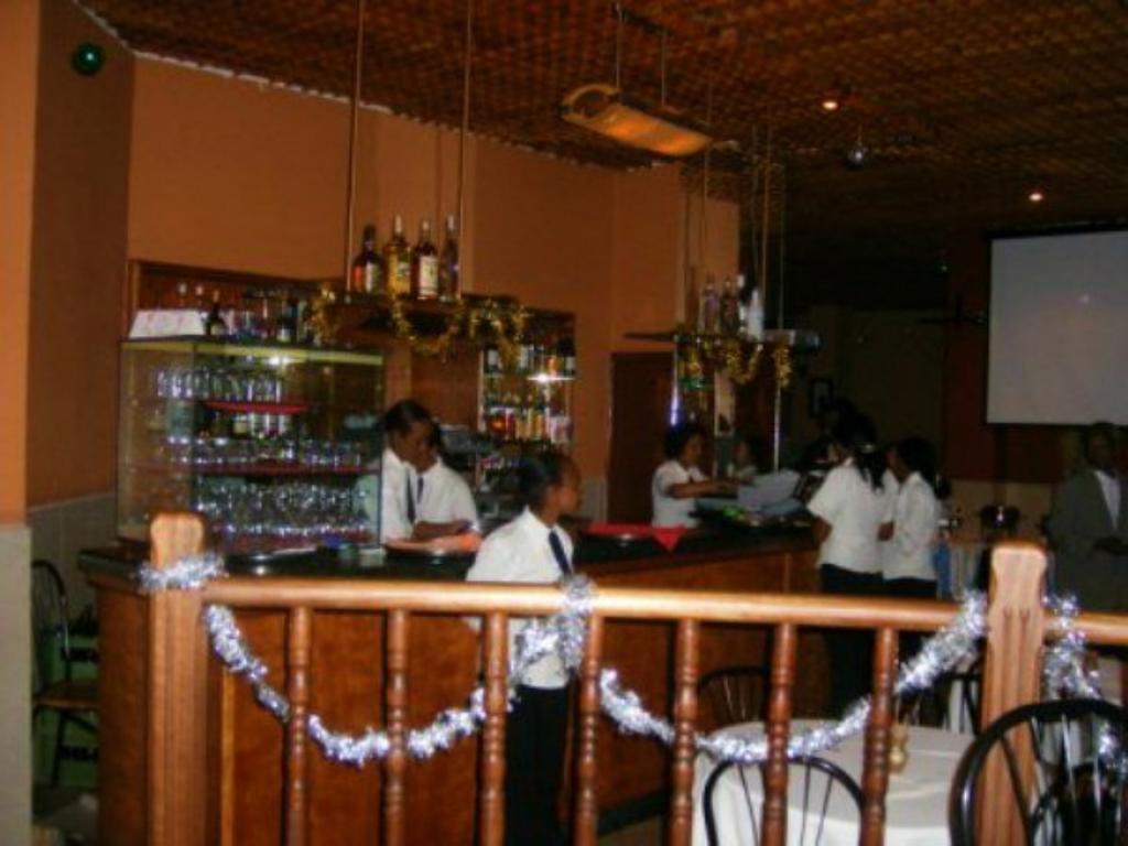 Crystal Hotel Asmara Esterno foto