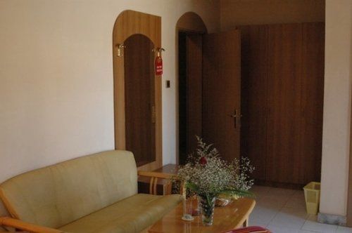 Crystal Hotel Asmara Esterno foto